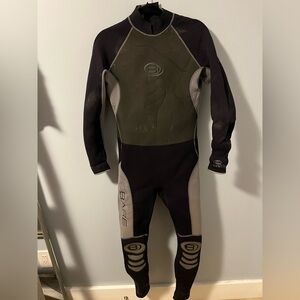 Bare Black and Gray Wetsuit